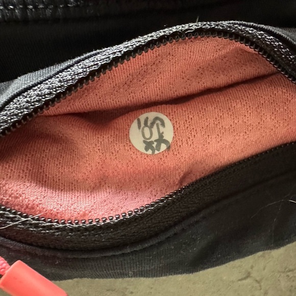 Lululemon Pink and Black Athletic Leggings with Stretchy Fabric - Picture 9 of 9